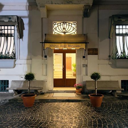 Monte Marsicano Hotel Pescasseroli Kültér fotó
