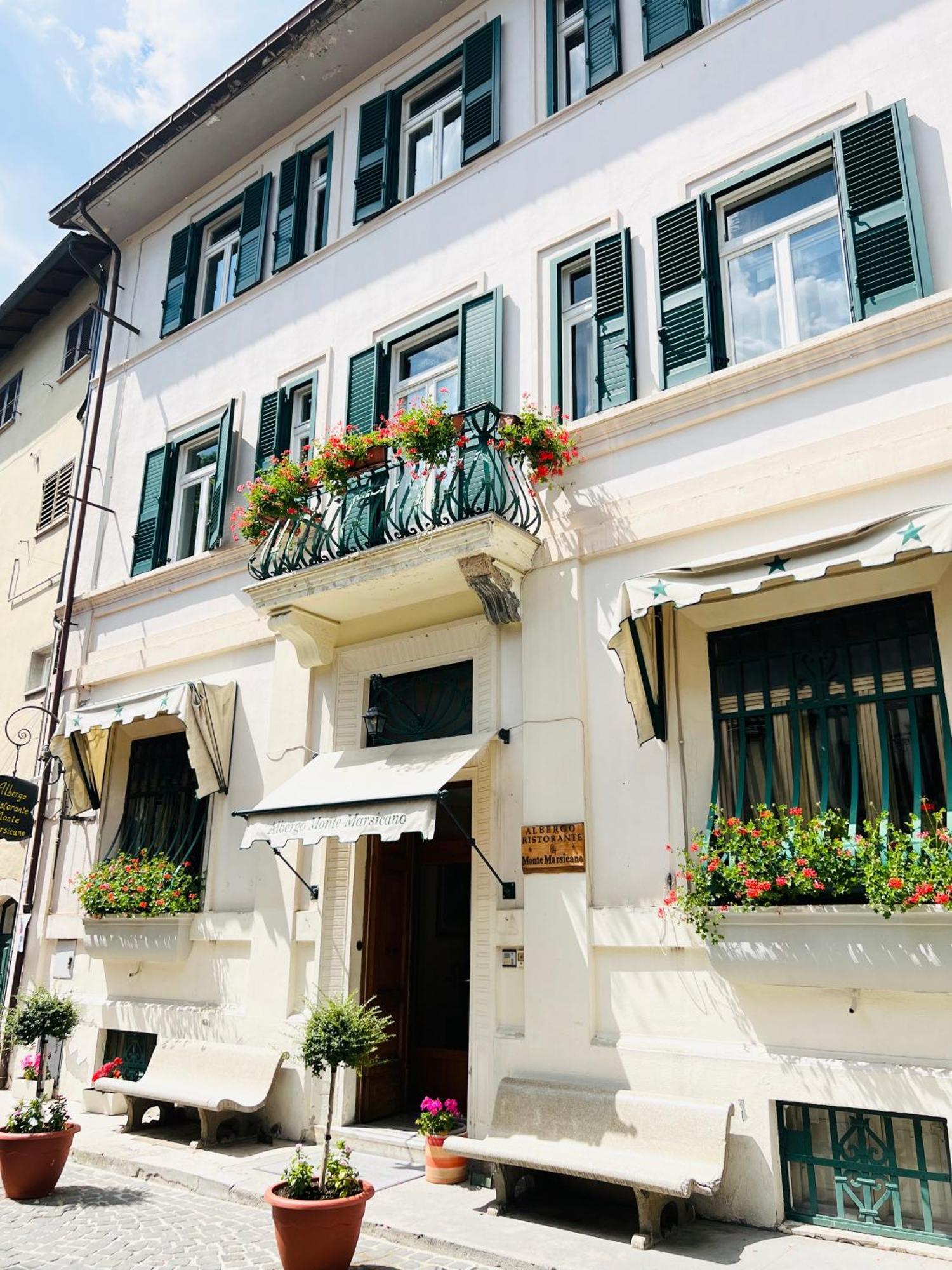 Monte Marsicano Hotel Pescasseroli Kültér fotó